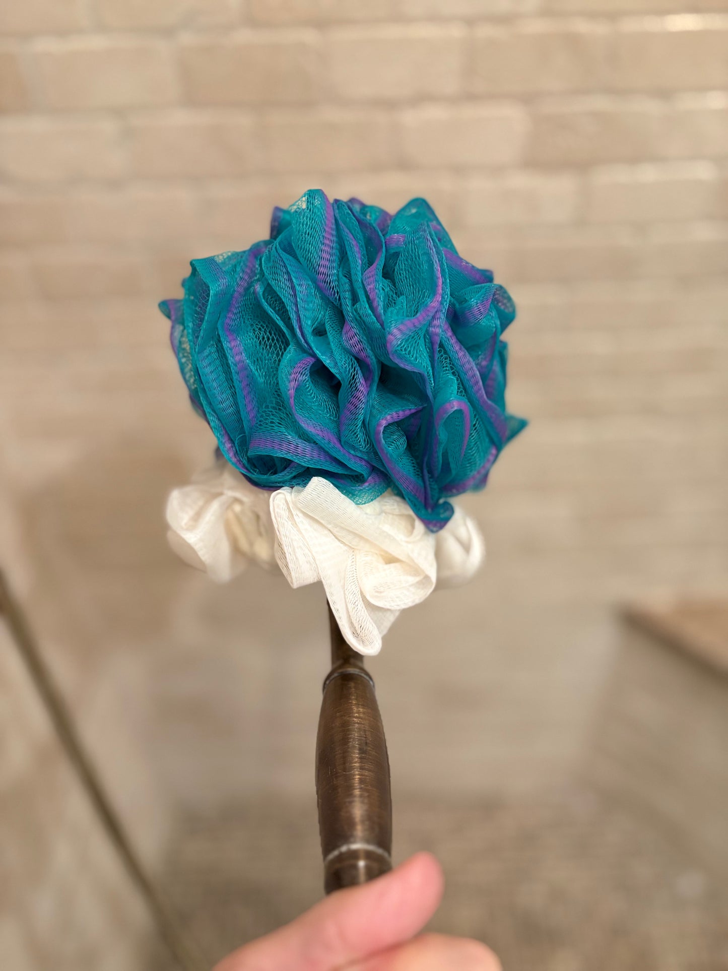 Shower Diffuser Loofah