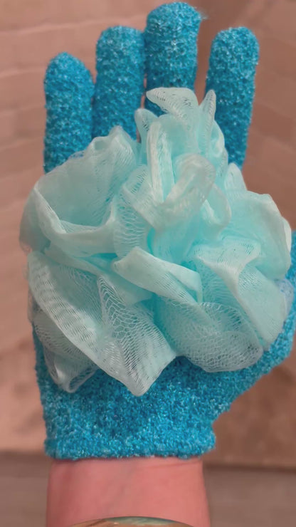 The Scrubby Glove – Wash and Play!